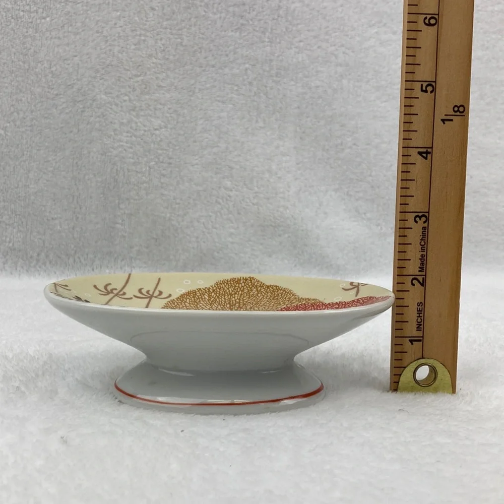 VTG MCM Pedastal Sea Coral Soap Dish Japan 5.5”